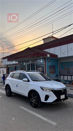 ئێم جی RX5